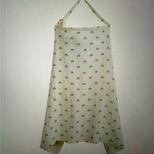 Muslin nursing cover for breastfeeding